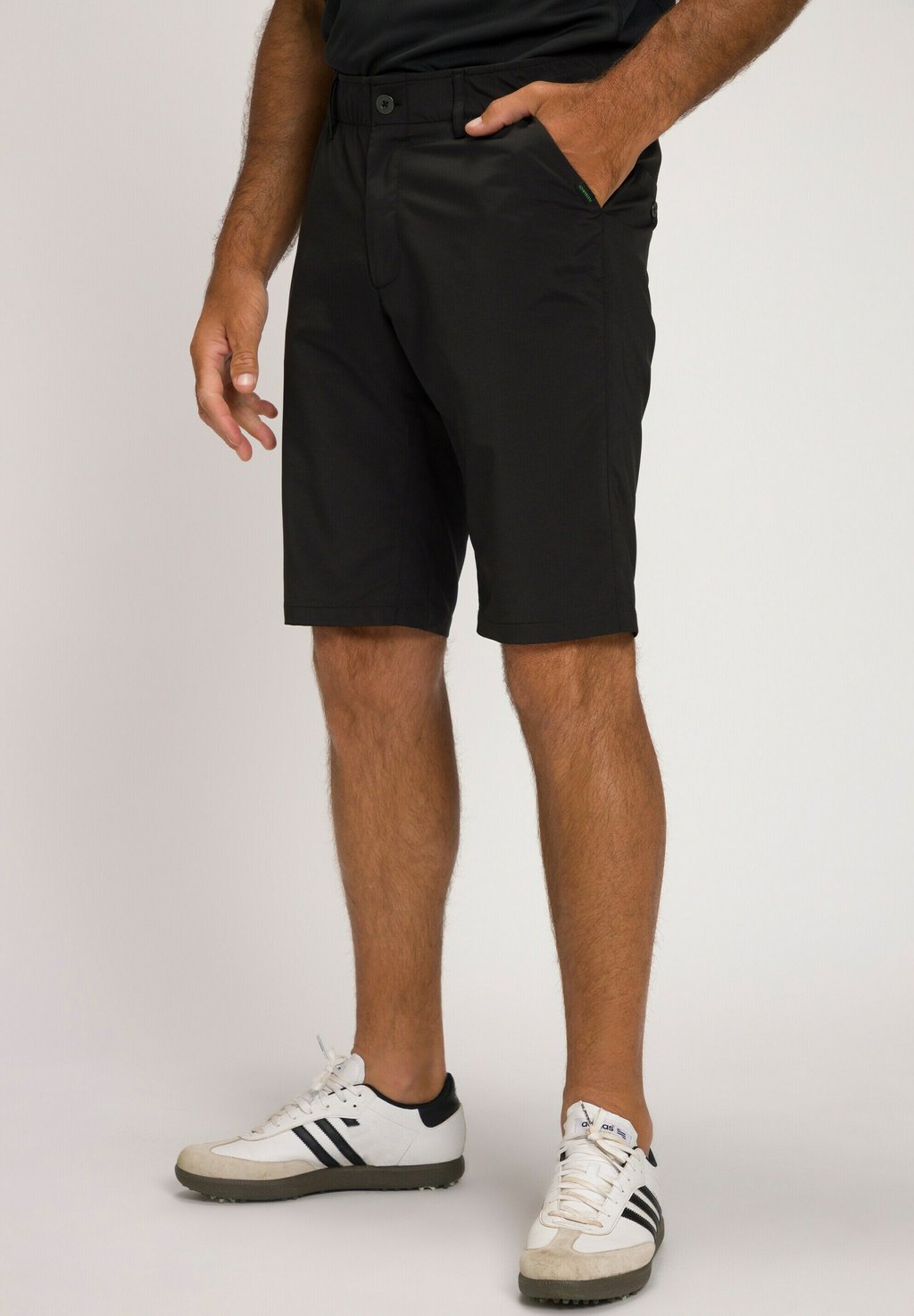 Спортивные шорты Flexnamic Golf Quickdry Elastikbund Bermuda JP1880, цвет schwarz