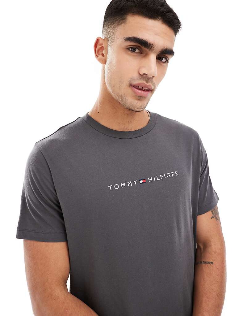 

Tommy Hilfiger Original – серая спортивная футболка