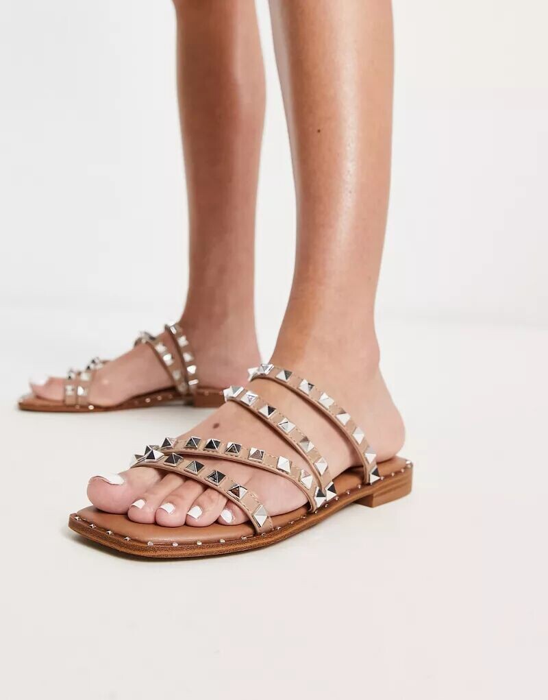

Бежевые сандалии Steve Madden Skyler с шипами
