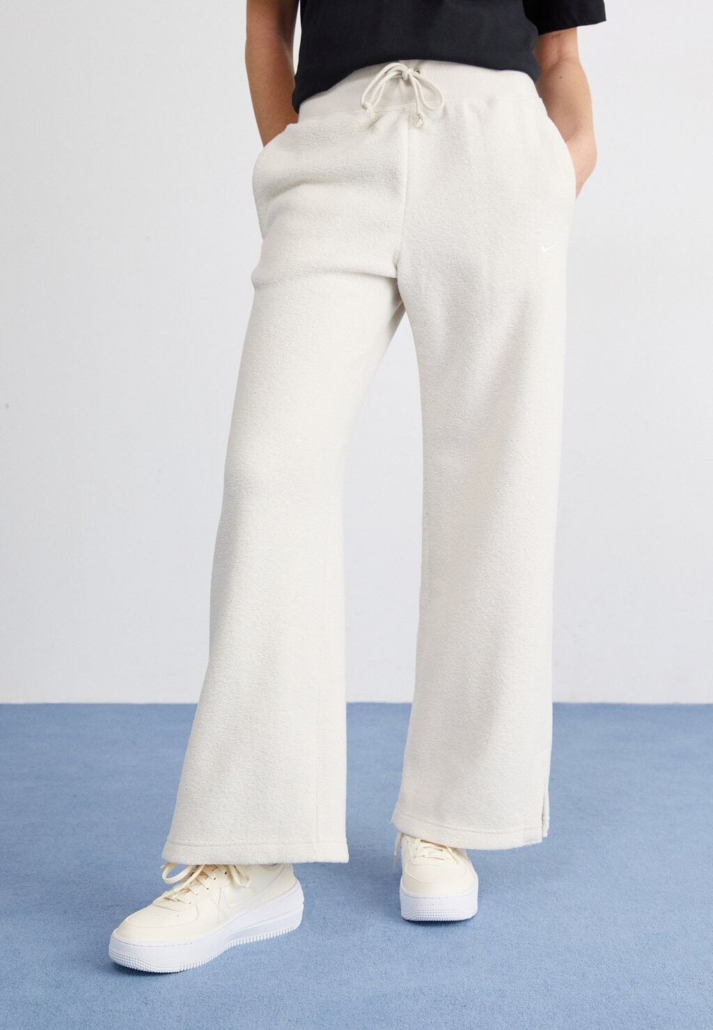 

Спортивные брюки Pant Wide Nike, цвет orewood/(sail)