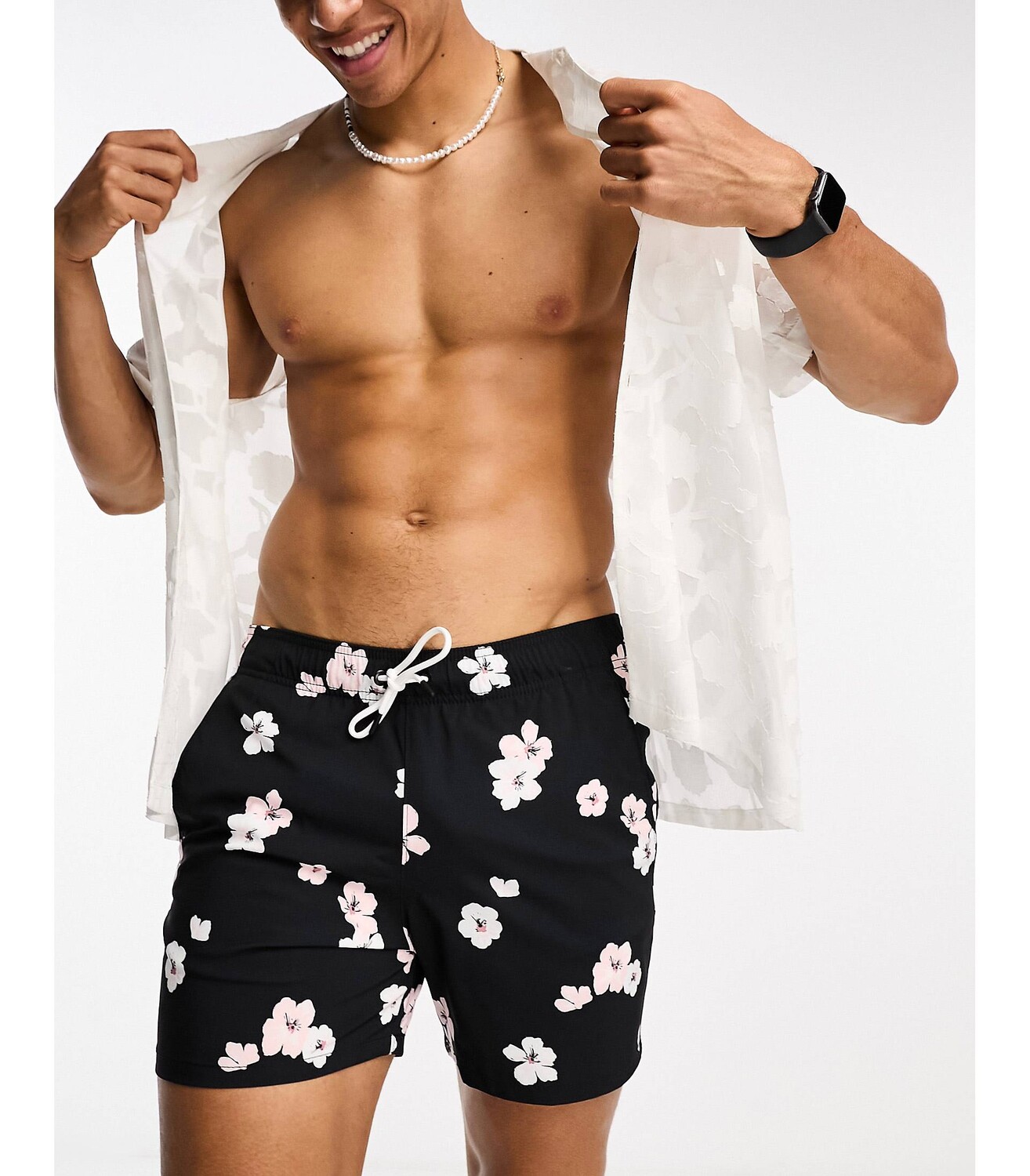 

Черные плавки-шорты Hollister 5inch Guard с цветочным принтом