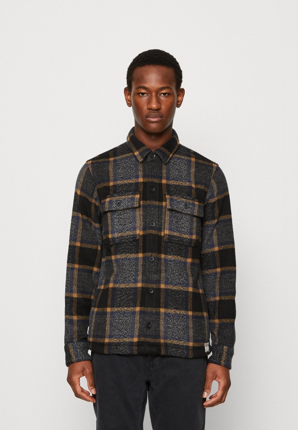 

Легкая куртка Hollister Co.