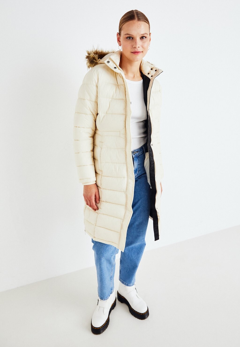 

Зимнее пальто May Long Pepe Jeans, цвет mousse white