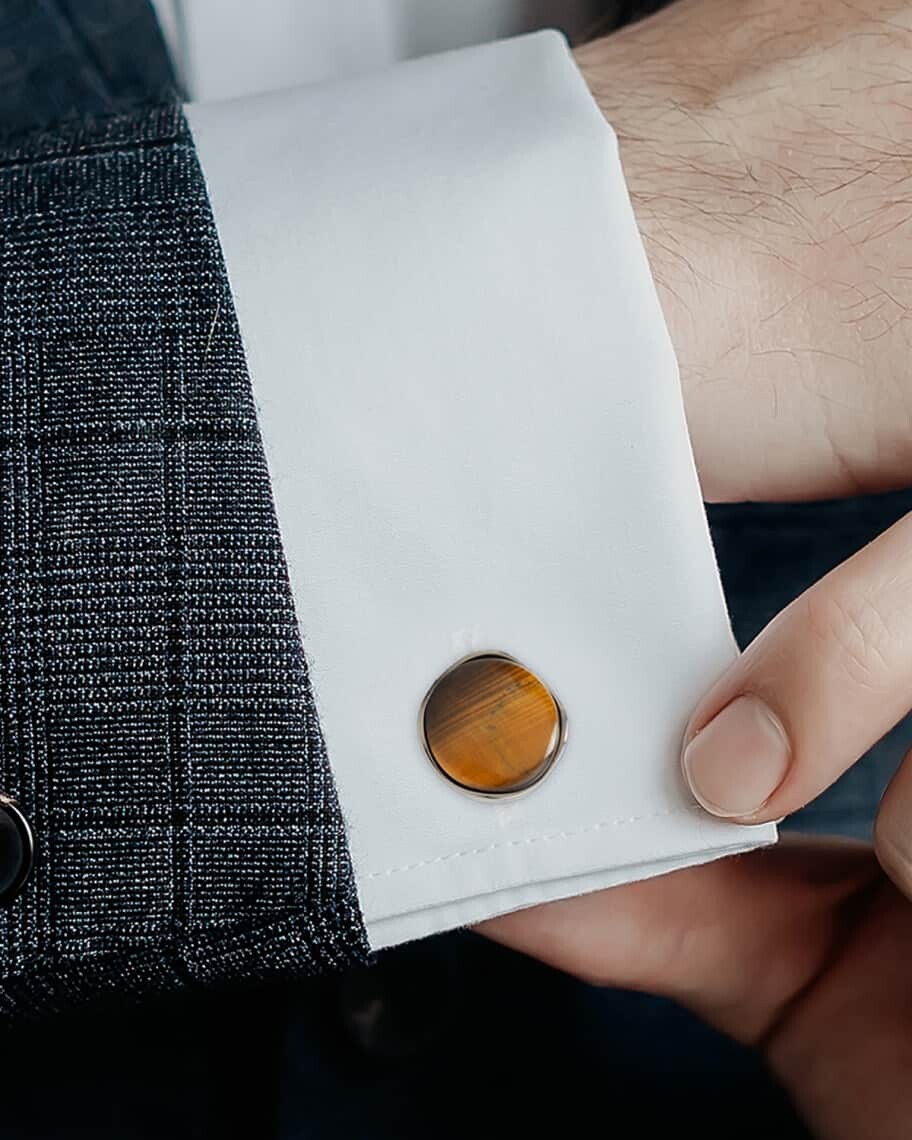 

Мужские круглые запонки с тигровым глазом Cufflinks Inc.