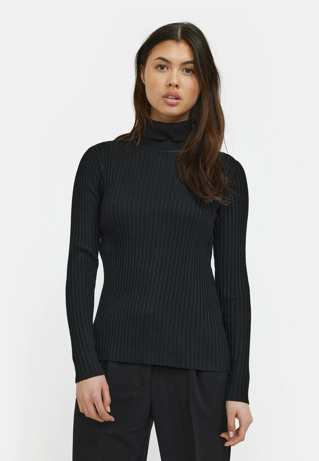 

Свитер NOA ROLLNECK Soft Rebels, черный