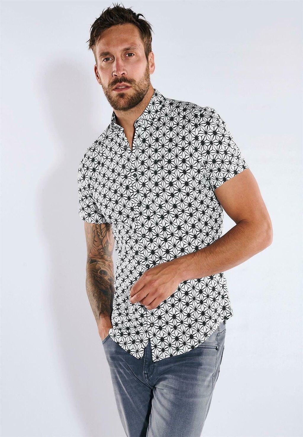 

Рубашка KURZARM-SLIM FIT Emilio Adani, цвет schwarz