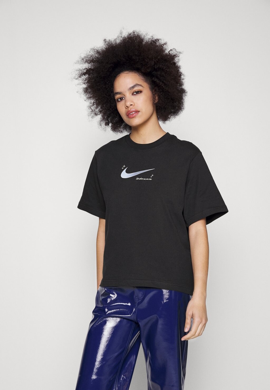 

Футболка с принтом Nike, черный
