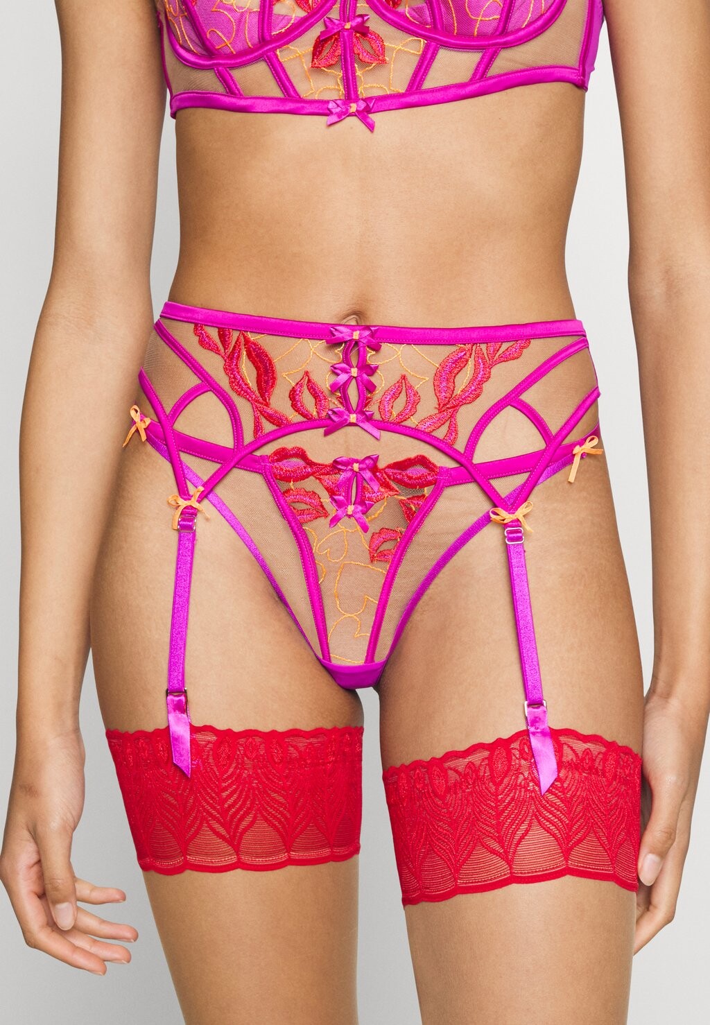 

Подвязки Ann Summers, фиолетовый