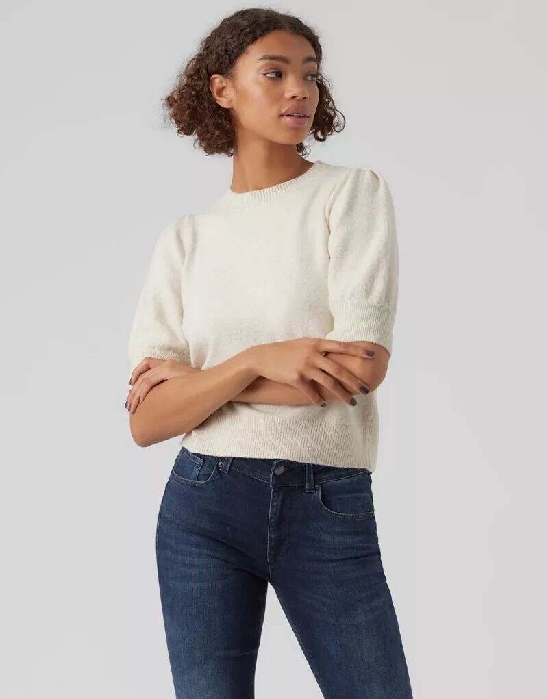 

Кремовый меланжевый вязаный топ с короткими рукавами Vero Moda