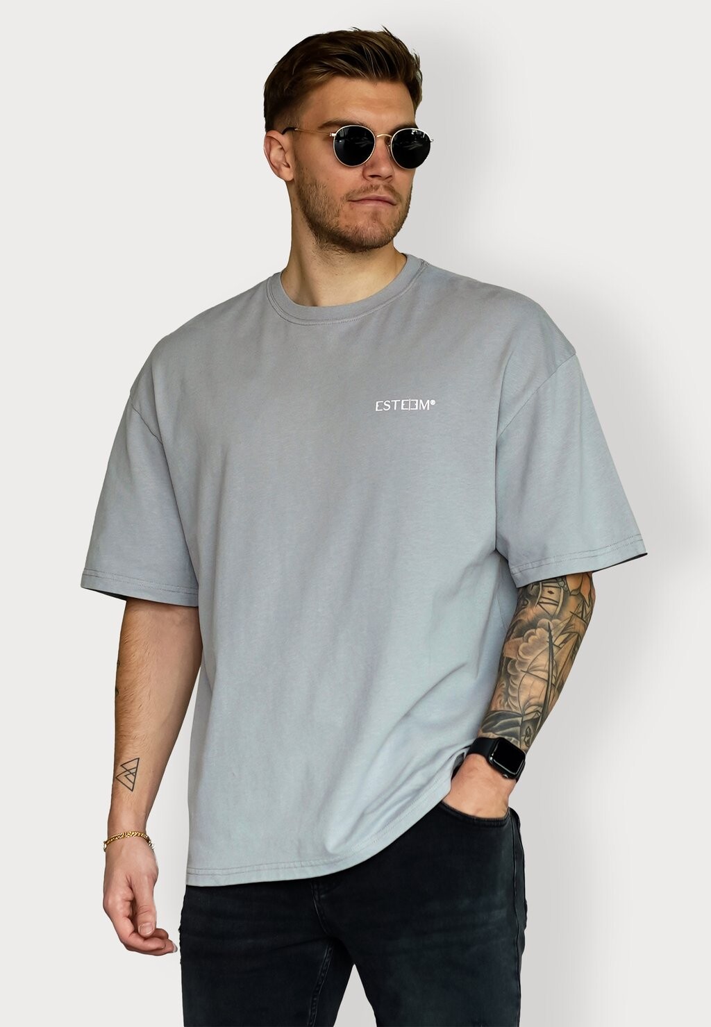 

Футболка базовая DISCREET OVERSIZED ESTEEM, цвет grey