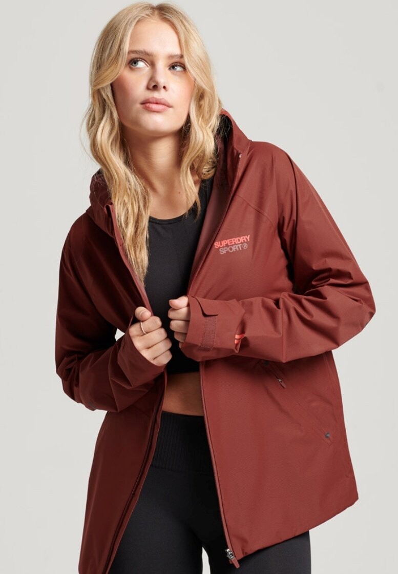 

Водонепроницаемая куртка Superdry