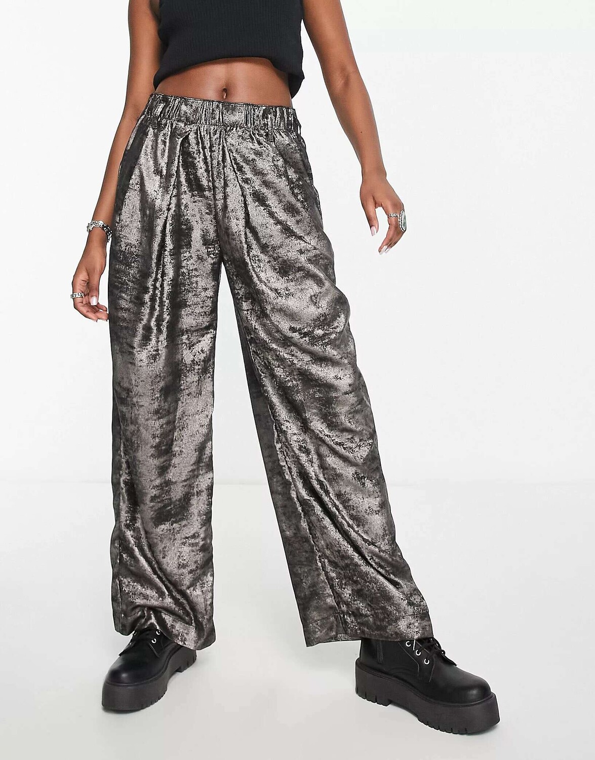 

Широкие брюки цвета металлик серого цвета Free People, Серый