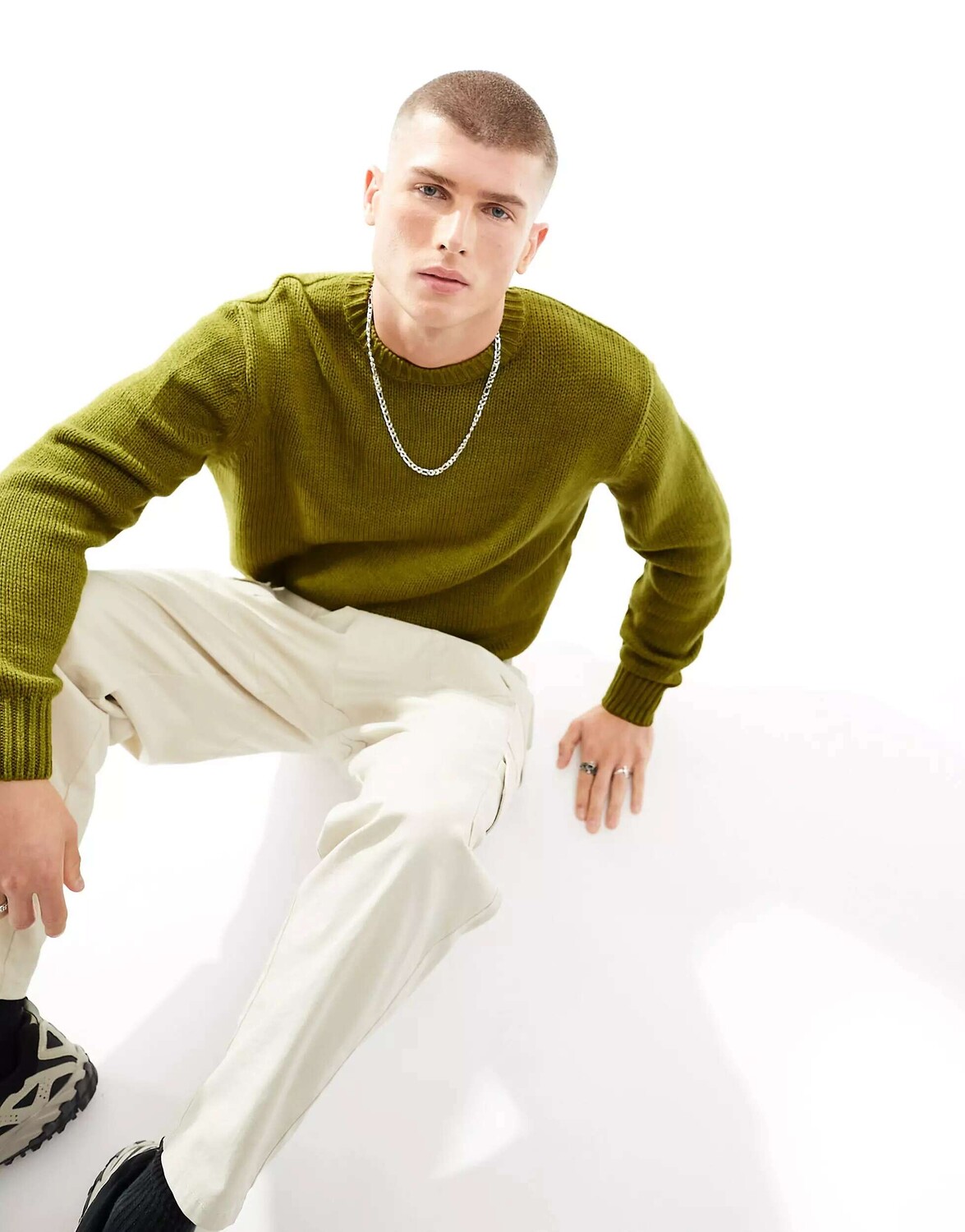 

Оливковый вязаный джемпер с круглым вырезом Pull&Bear, Зеленый