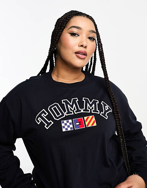 

Темно-синяя толстовка с длинными рукавами Tommy Jeans Plus archive