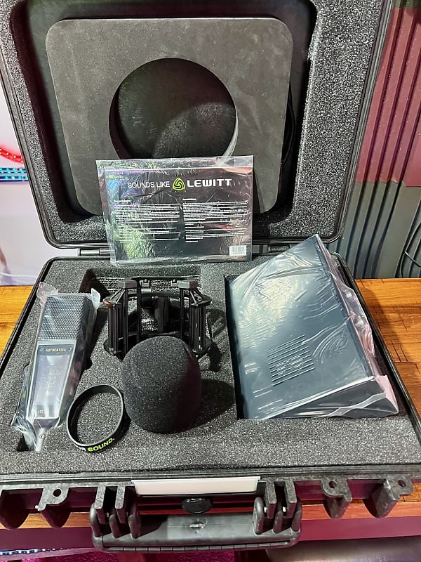 Конденсаторный микрофон Lewitt LCT 940