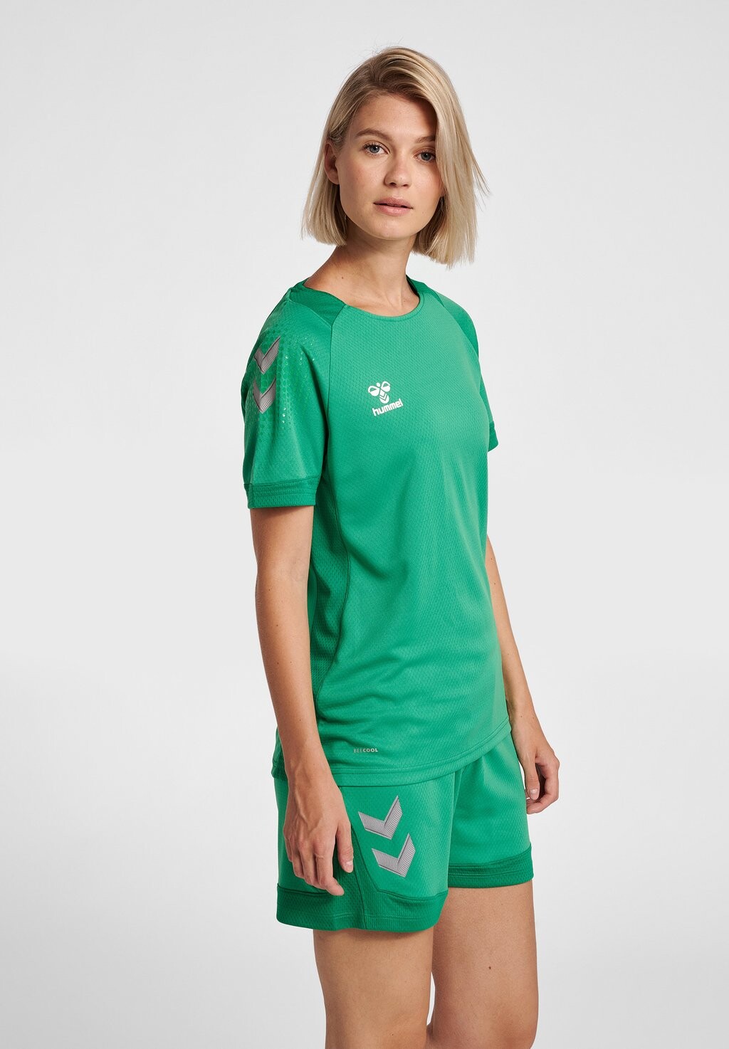

Спортивная футболка Hummel, зеленый неон
