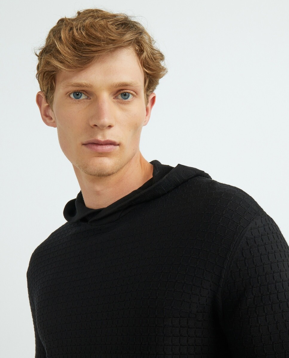 

Мужской пуловер в стиле худи Emporio Armani, черный