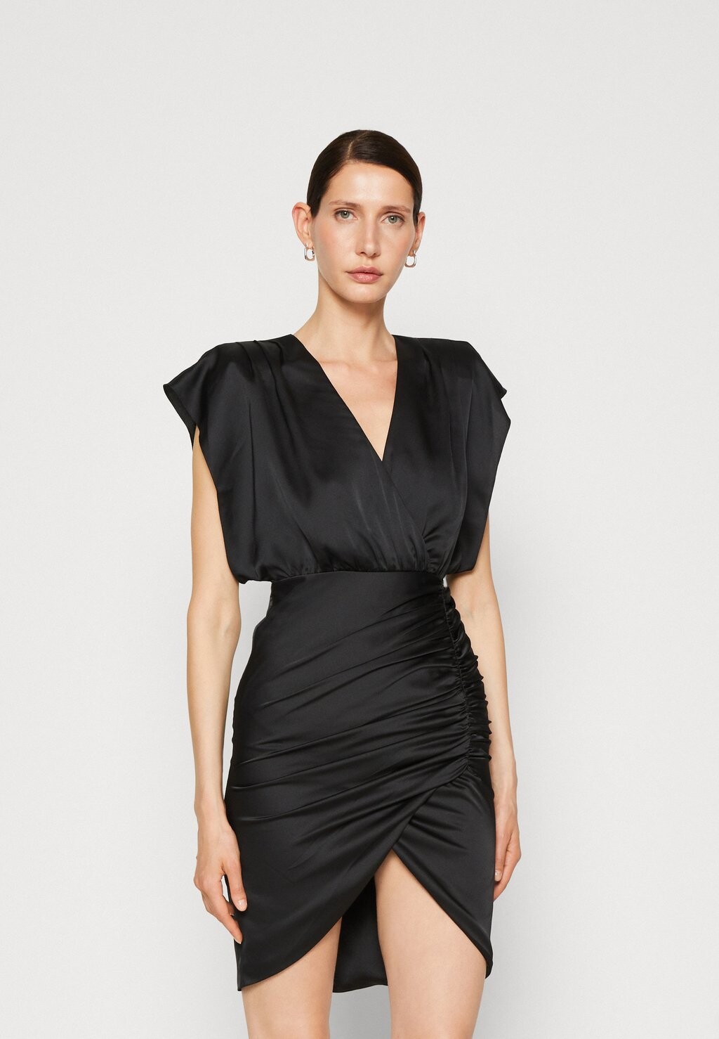 

Элегантное платье MARCIANO BY GUESS, черный