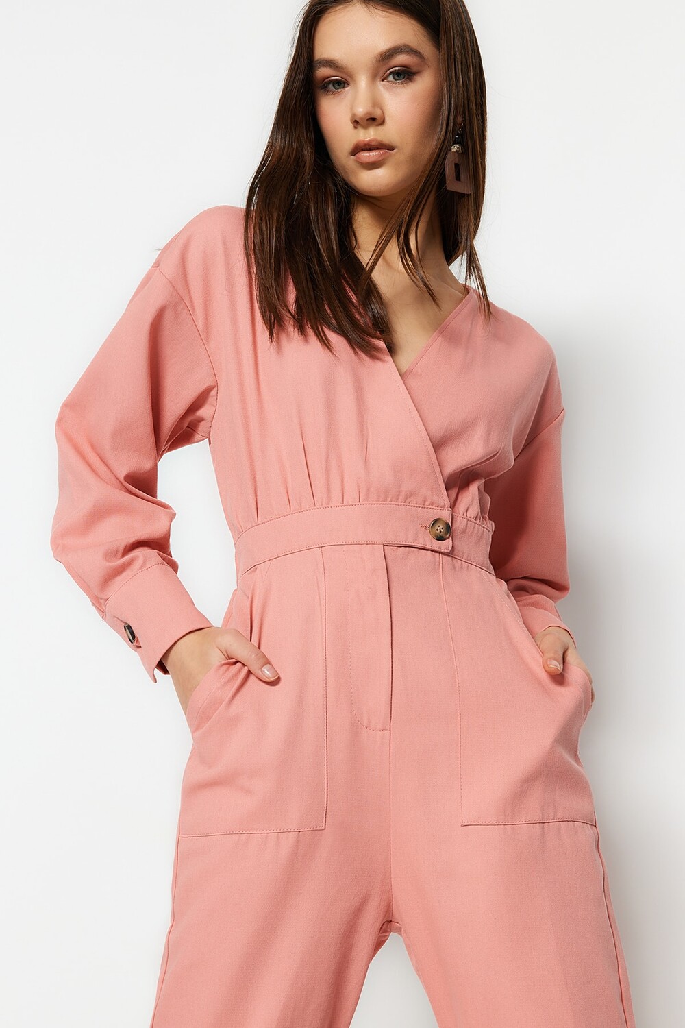 

Комбинезон Trendyol Dusty Rose Maxi на пуговицах