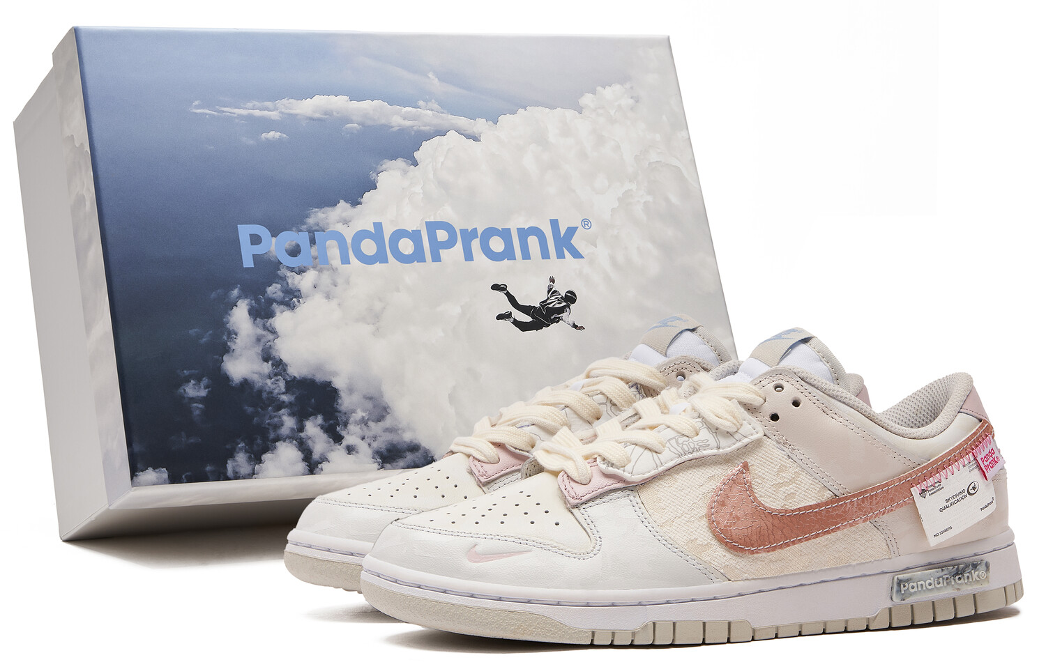 

Кроссовки Nike Dunk Skateboarding Shoes Women's Low-top Beige/yellow/pink, бежевый