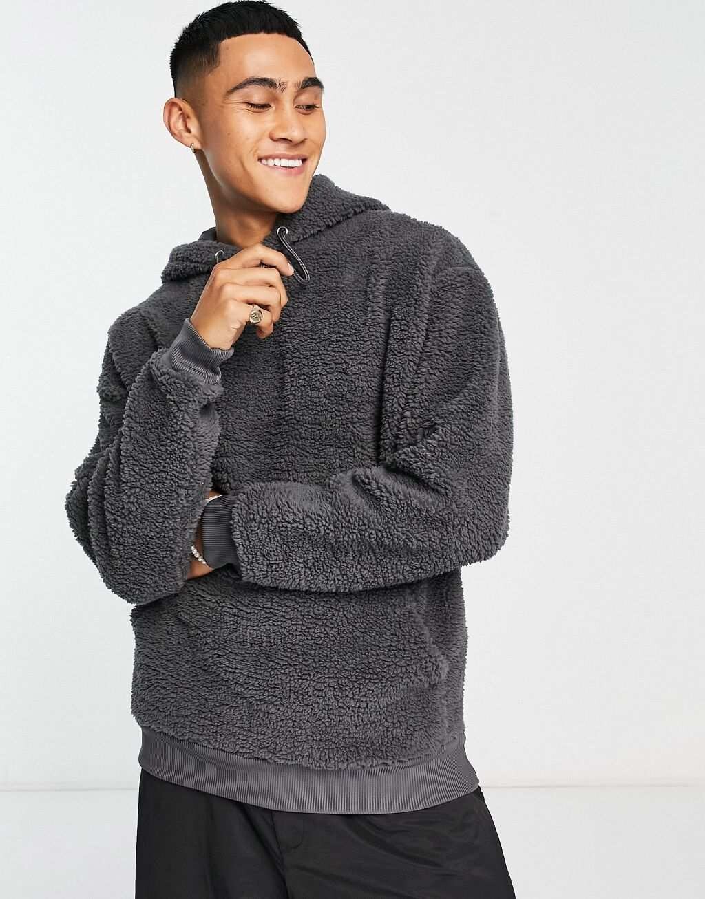 

Объемное худи темно-серого цвета борг ASOS DESIGN, Серый