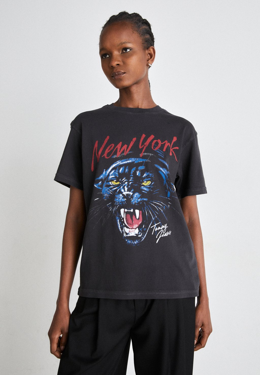 

Футболка с принтом WASHED PANTHER TEE Tommy Jeans, цвет black