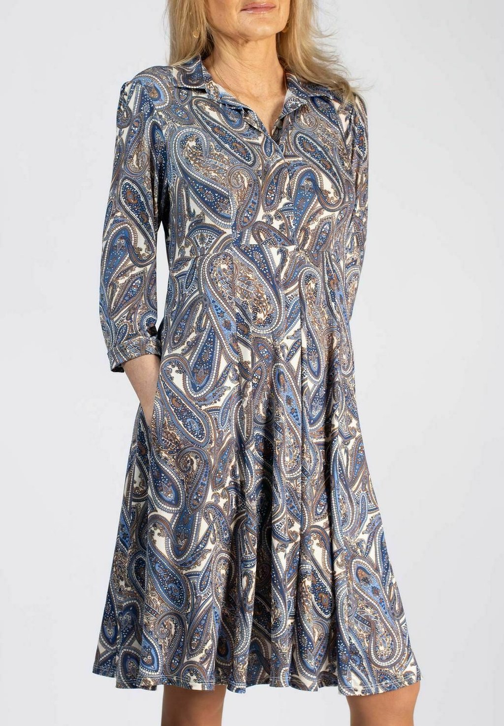 Платье-блузка BILLIE ROYAL PAISLEY Stockholms Klänningsfabrik, цвет blue