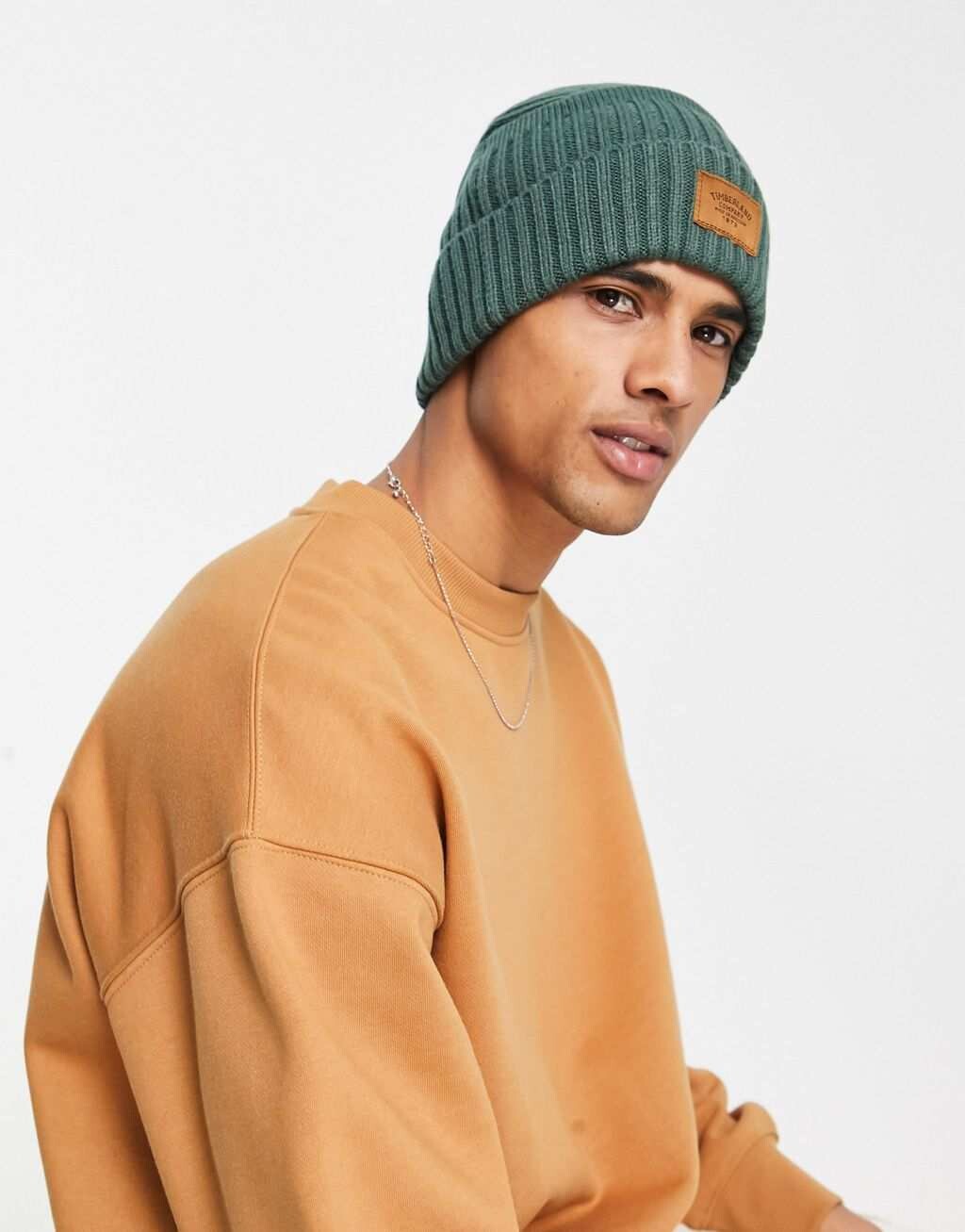 

Зеленая шапка в рубчик Timberland