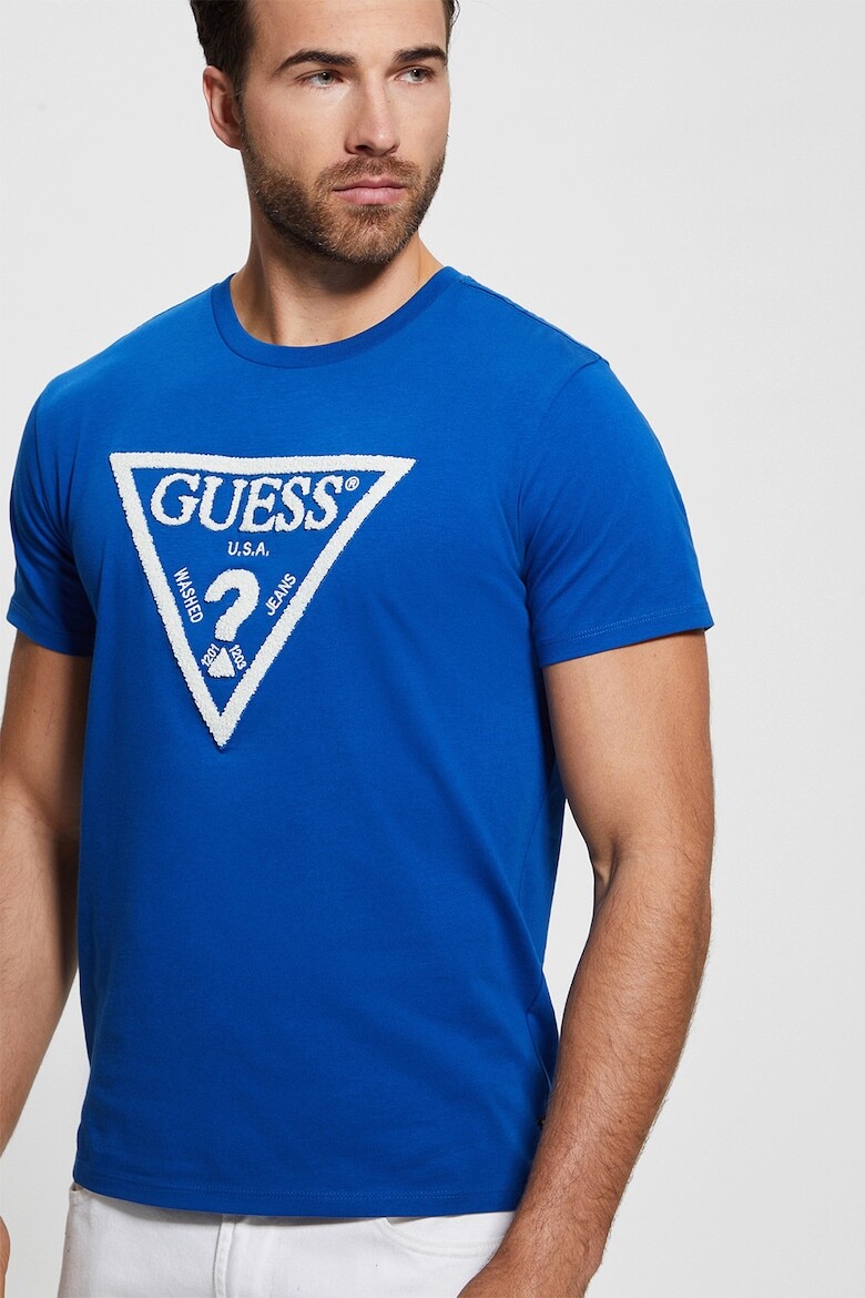 

Футболка с овальным вырезом и логотипом Guess, синий