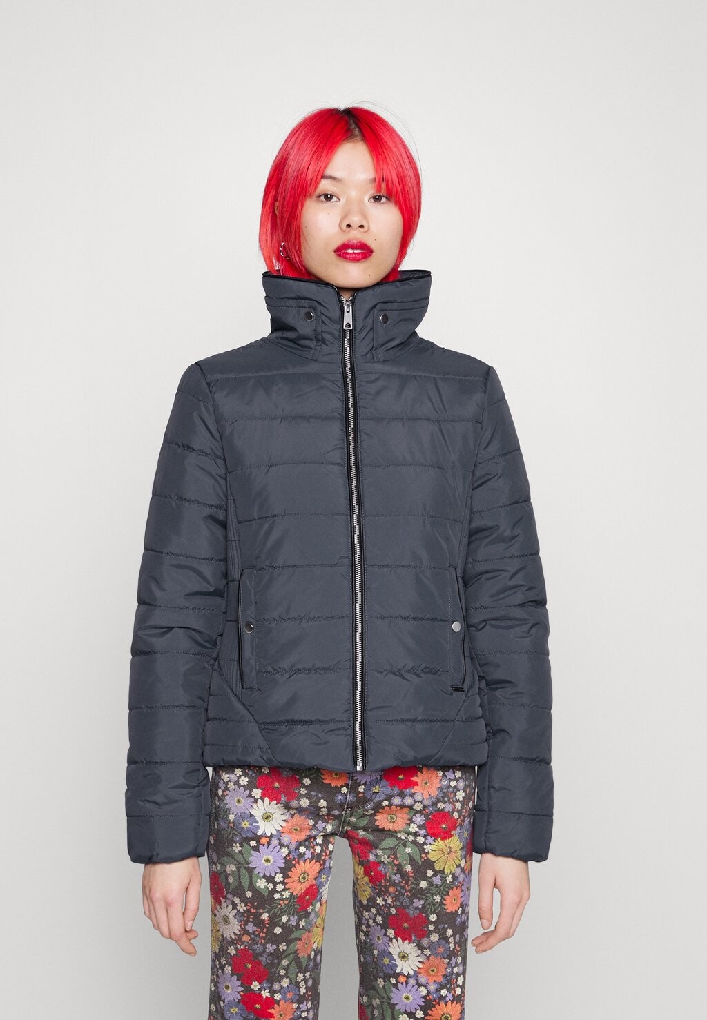 

Куртка зимняя Vero Moda