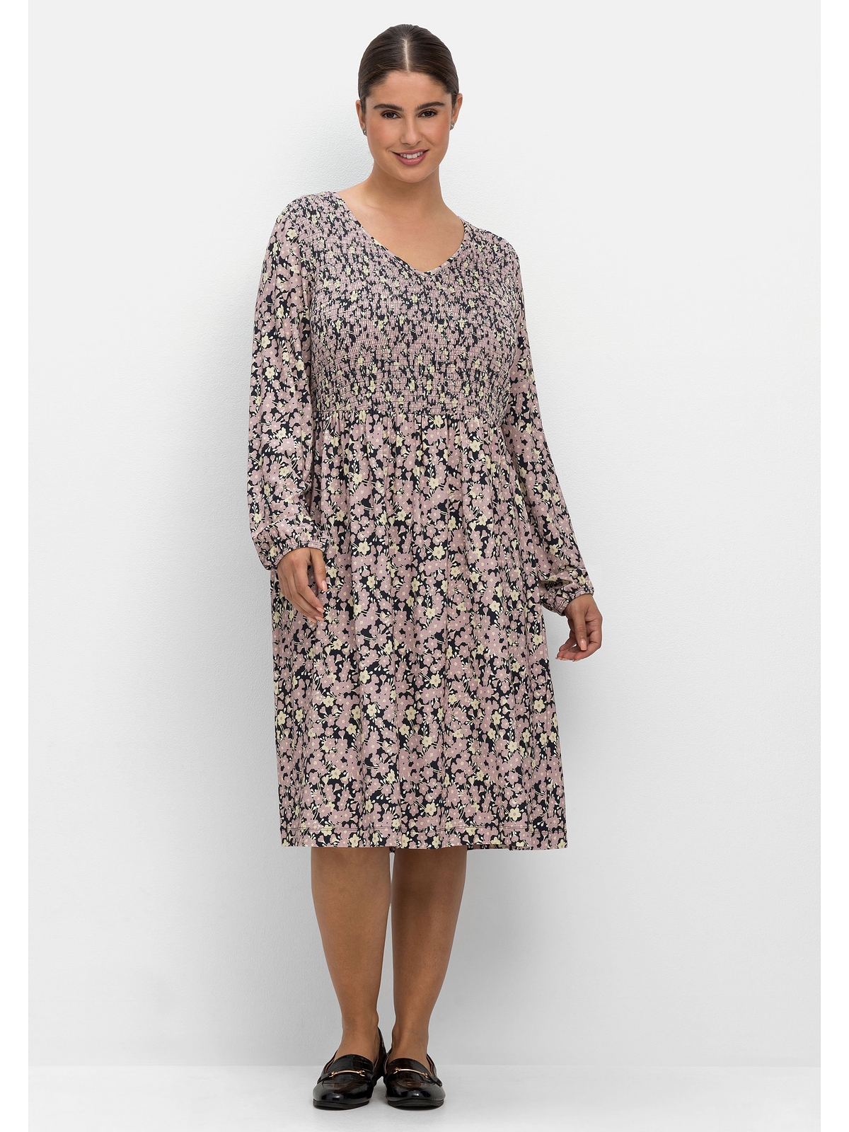 Платье sheego Jersey, цвет grau gemustert леггинсы lascana цвет grau gemustert