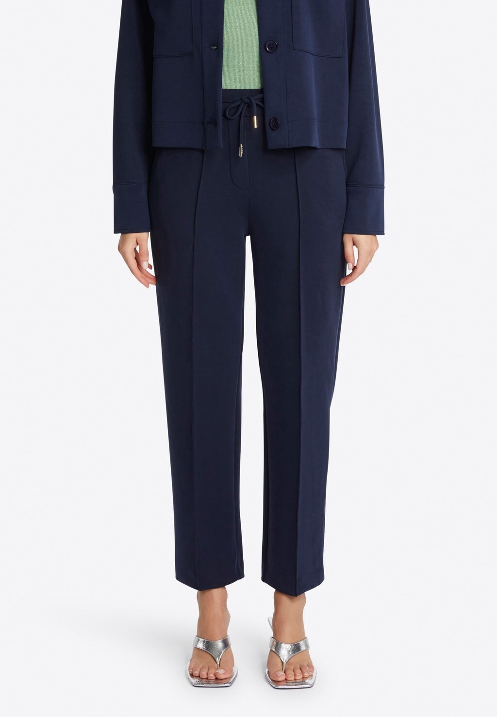 

Брюки для бега JOGGER IM STIL Rich & Royal, цвет midnight blue
