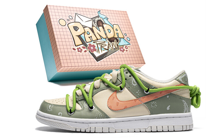 

Женские кроссовки для скейтбординга Nike Dunk Low