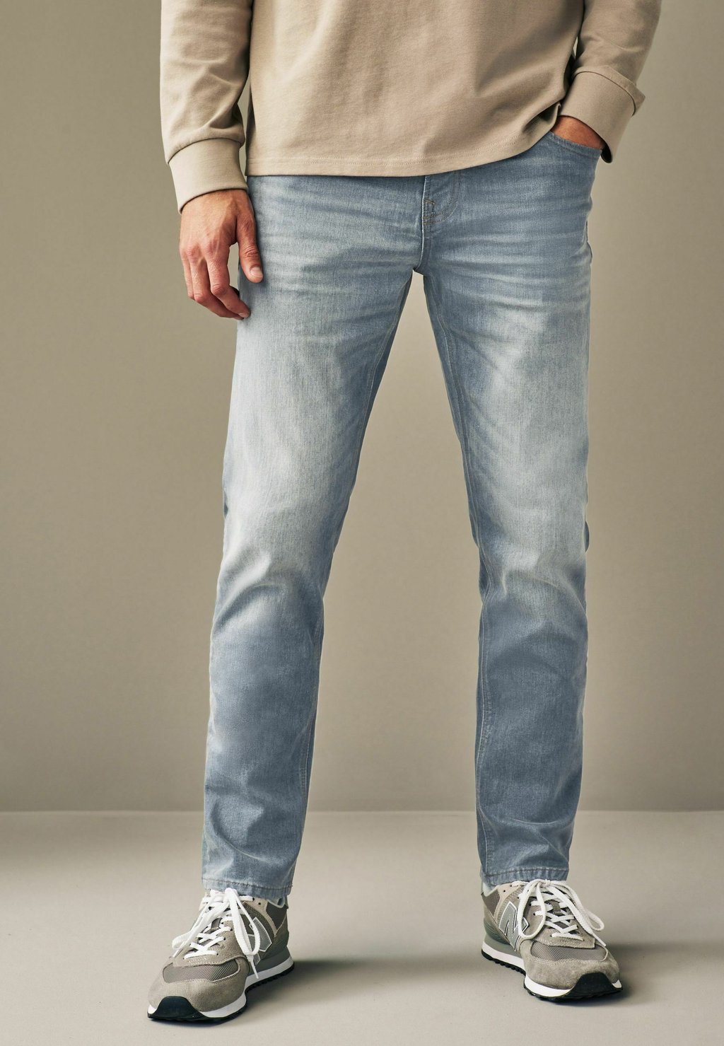 Прямые джинсы AUTHENTIC Next, серый меланж