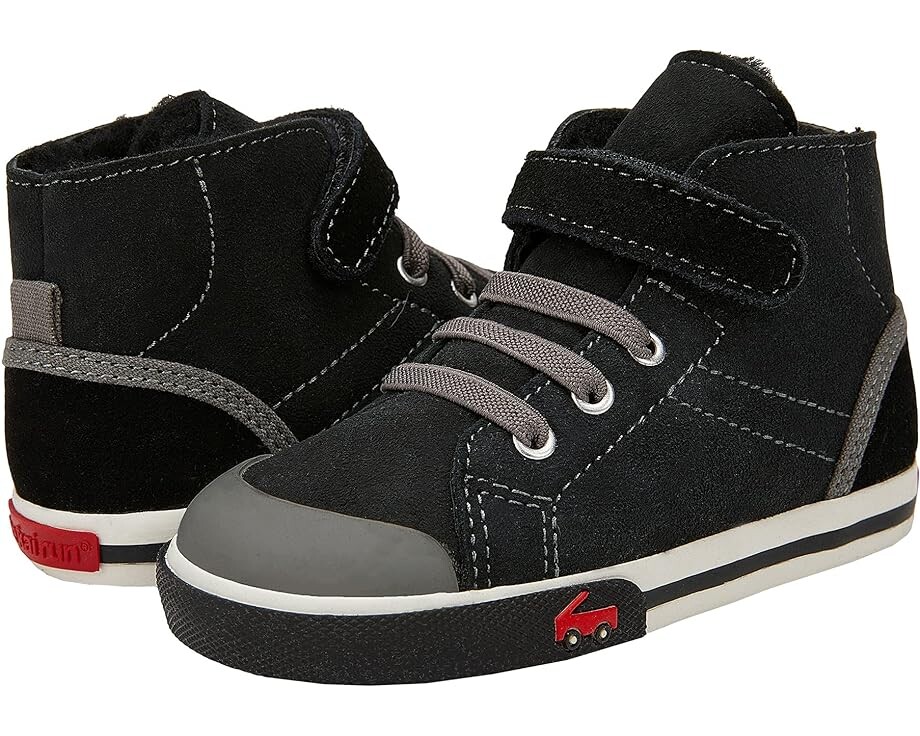 

Кроссовки See Kai Run Devon, цвет Black Shearling