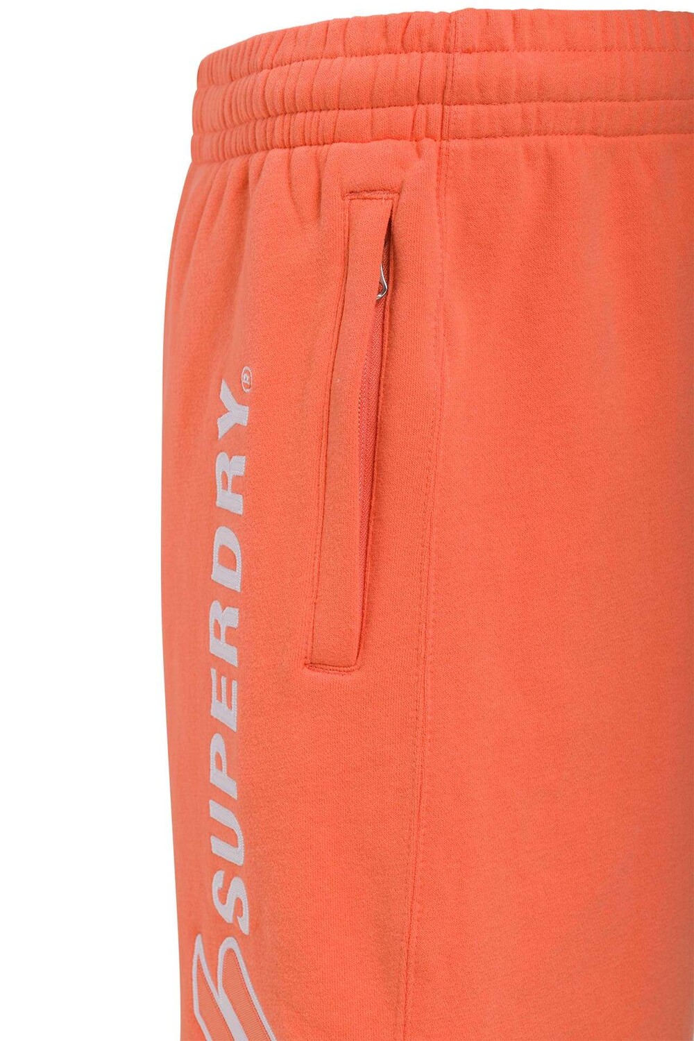 

Неоново-оранжевые спортивные шорты Superdry