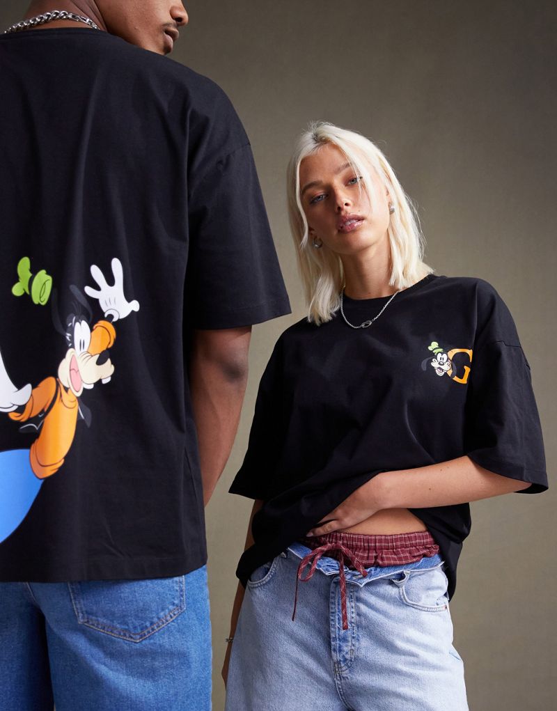 

ASOS DESIGN Disney — черная объемная футболка унисекс с принтом Goofy