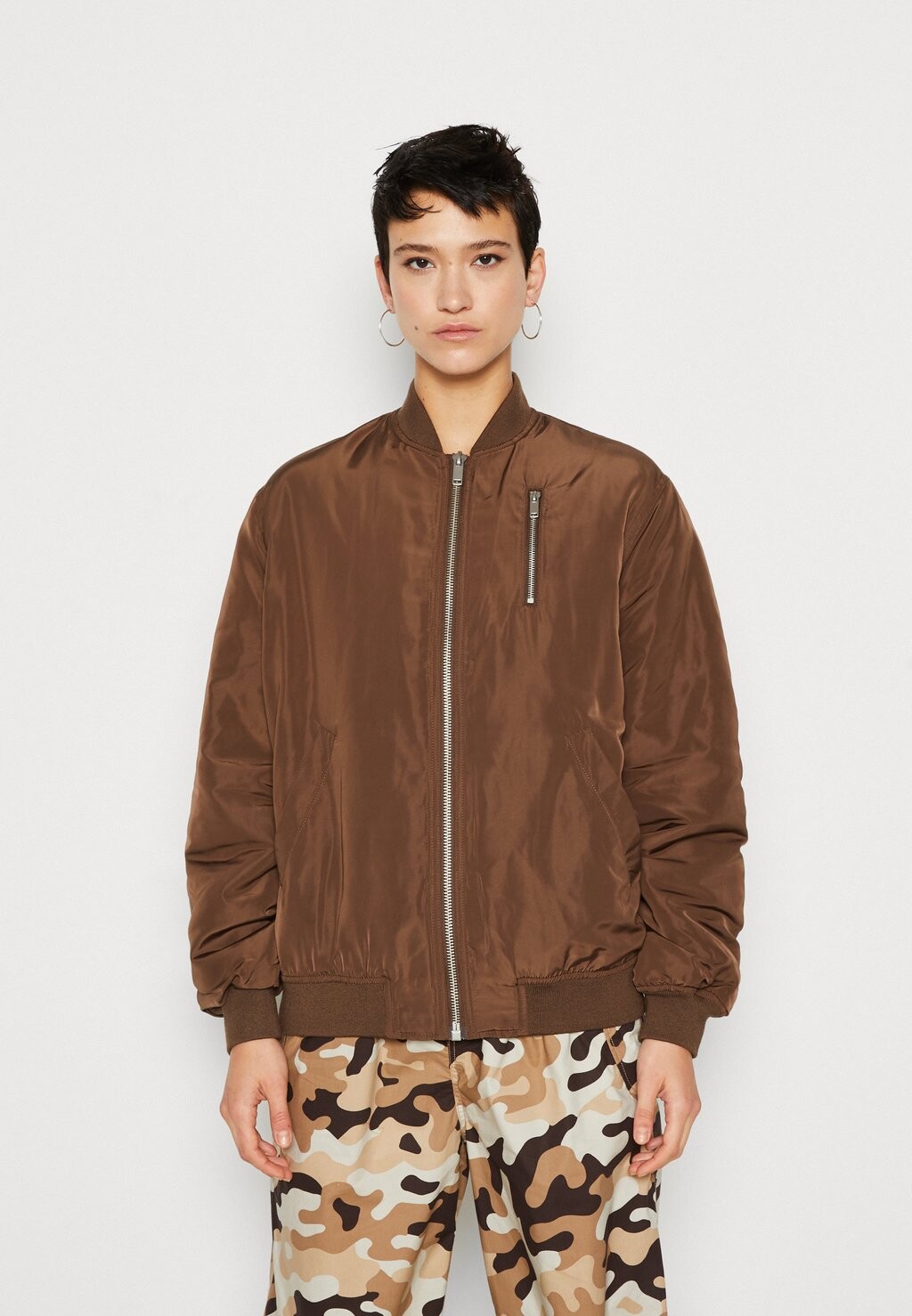 

Бомбер Chaquetas Envii КУРТКА, цвет slate black