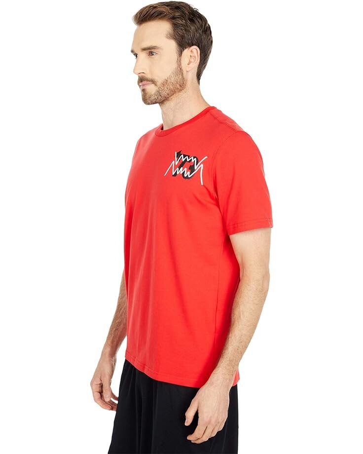 

Футболка PUMA Parquet Street Graphic Tee, цвет High-Risk Red