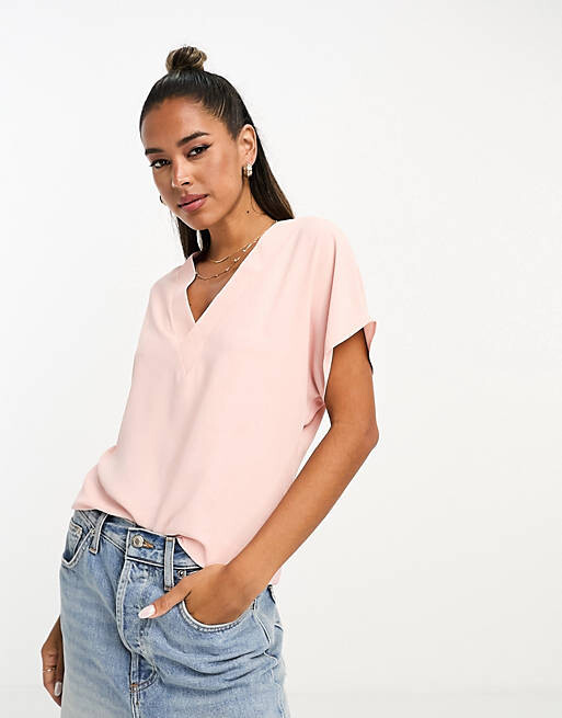 

Розовая тканая футболка с v-образным вырезом ASOS DESIGN, Розовый