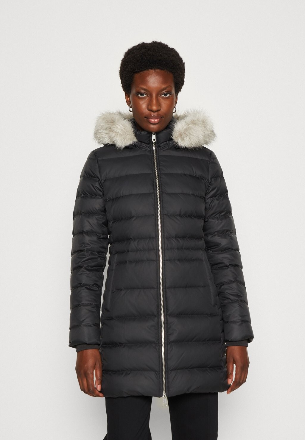 

Пальто Tommy Hilfiger ТАЙРА, черный