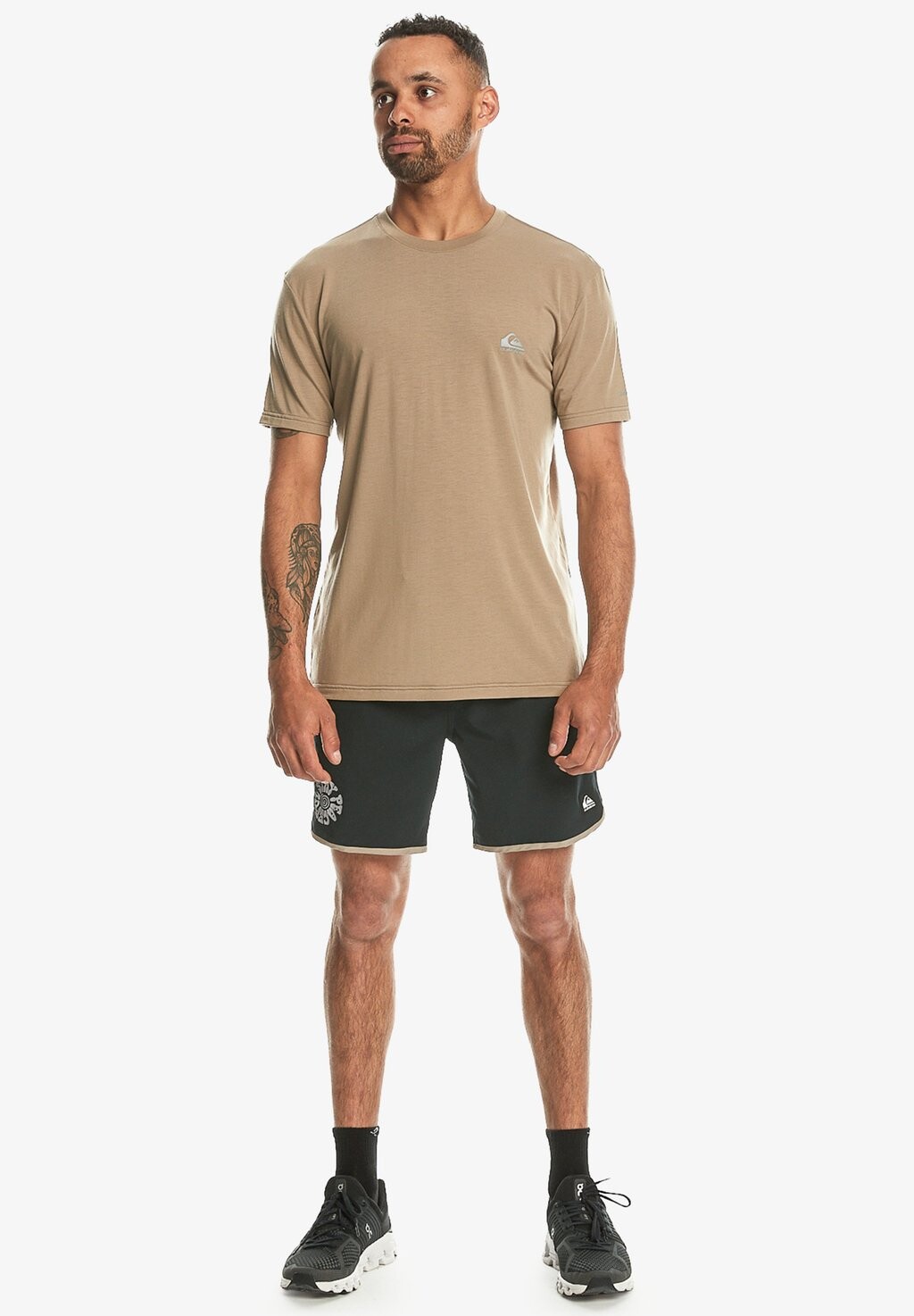 

Футболка базовая COASTAL RUN SS Quiksilver, цвет timber wolf