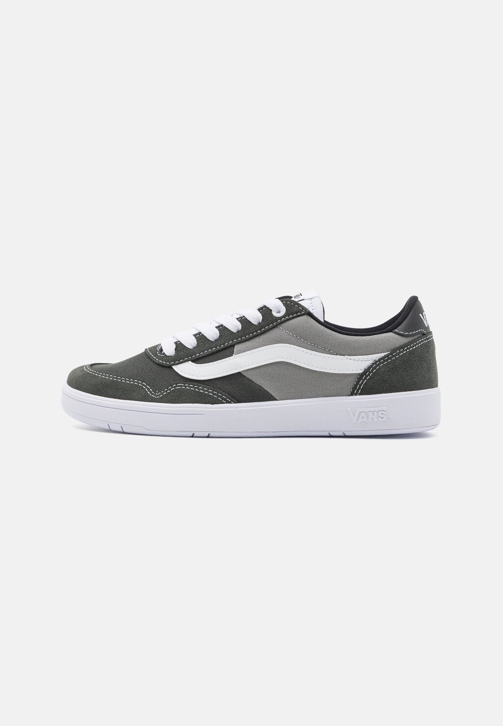

Кроссовки Vans