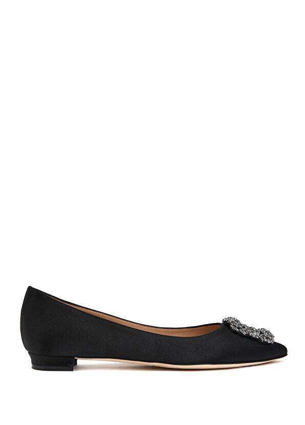 

Какая из них балерина Manolo Blahnik, черный
