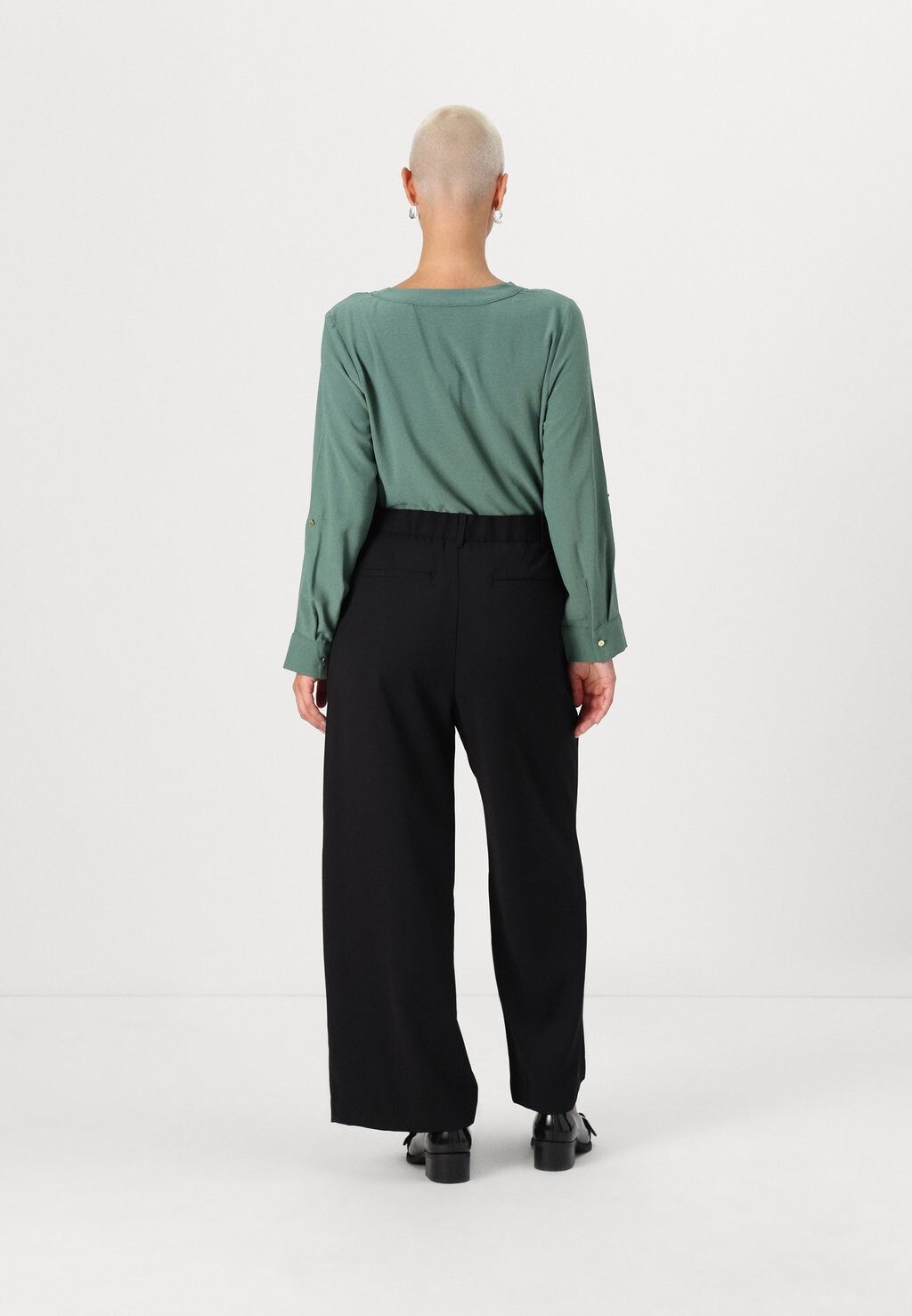 

Брюки TROUSER GAP Petite, черный