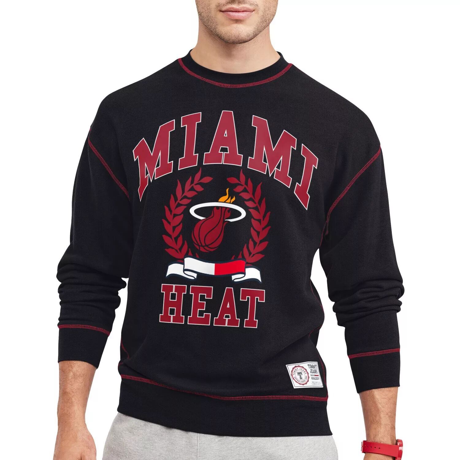 

Мужской черный пуловер Tommy Jeans Miami Heat Peter French Terry, свитшот