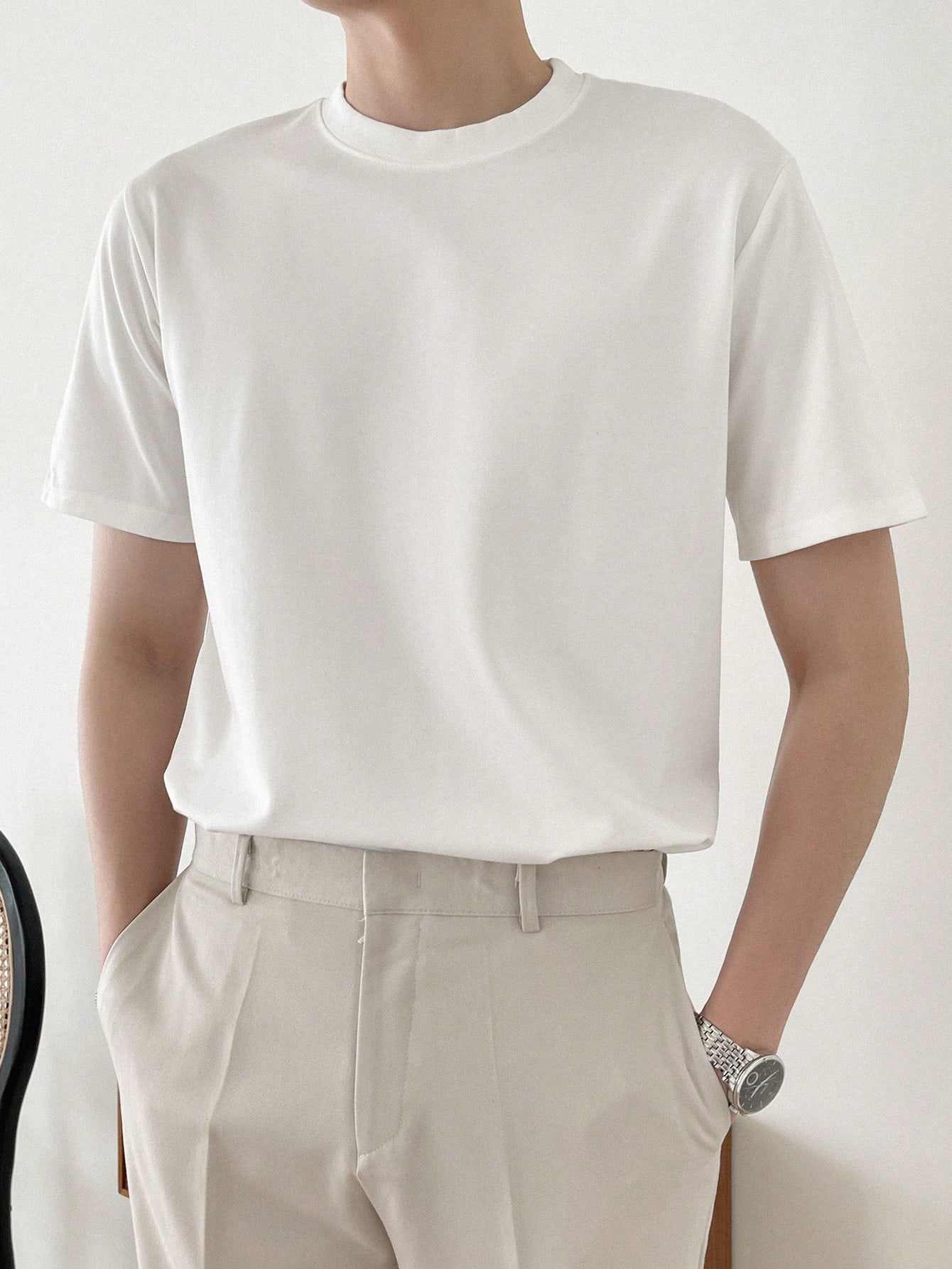 цена DAZY Мужская летняя однотонная футболка, белый