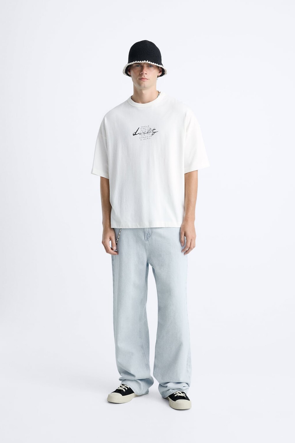 

Футболка с акварельным принтом ZARA, экру