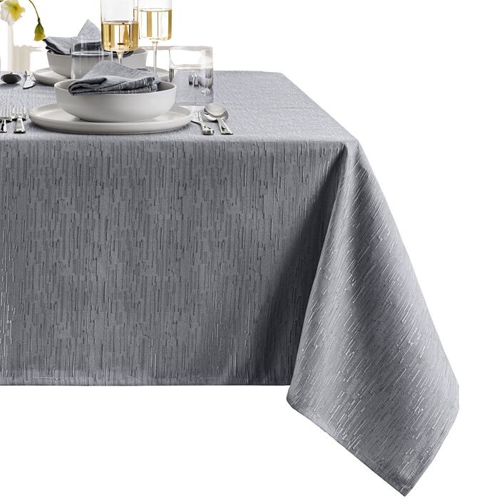 

Скатерть Continental с твердой текстурой, водостойкая и грязеотталкивающая, 60 x 120 дюймов Elrene Home Fashions