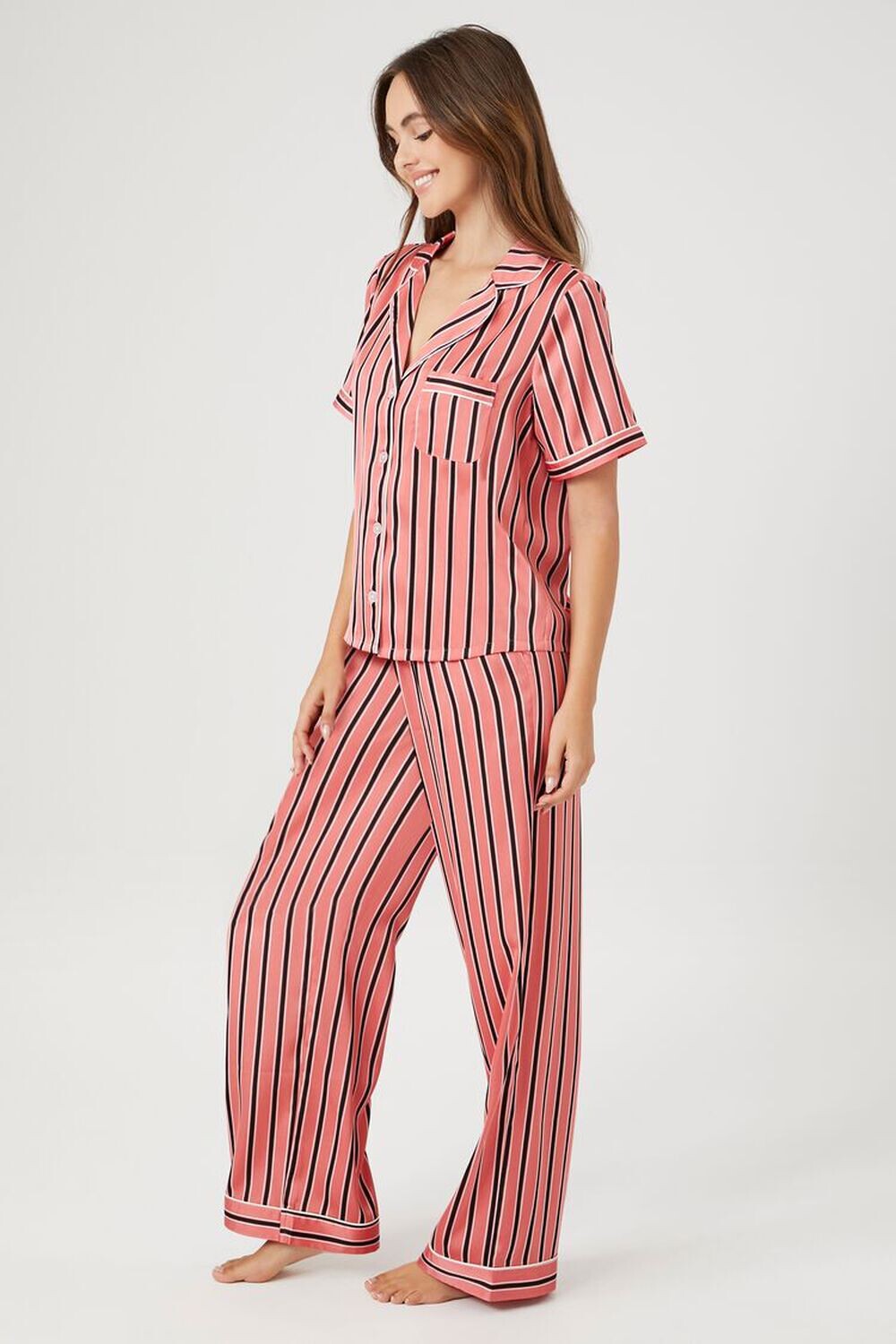 

Пижамный комплект из атласной полосатой рубашки и брюк Forever 21, розовый
